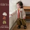 Conjunto de colete listrado retrô estilo coreano para bebês e crianças pequenas, conjunto de duas peças de verão para meninos e meninas, calça pantalona soltinha, moderno