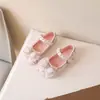 Sapatos de Cristal Coloridos Doces para Meninas 2024 Novo Estilo Primavera e Outono Moda para Meninas Estilo Estrangeiro Sapatos de Princesa Sapatos de Couro para Apresentação Infantil