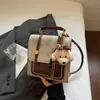 Mochila estilo universitario, bolso de mano texturizado vintage para el día a día, mochila estilo coreano, bolso cuadrado pequeño, bolso de hombro moderno y único