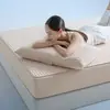 Sábana bajera acolchada impermeable grado A protector de colchón a prueba de orina para dormitorio de estudiante juego de tres piezas engrosado de color sólido 1.8m 1.5m