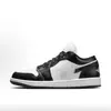 Zapatillas transfronterizas AJ1 puras originales de Putian, zapatillas de baloncesto de caña baja para hombre y mujer, diseño de panda blanco y negro, patrón de rayo, estilo de pareja, Jordan 1 con el icónico logo "swoosh"