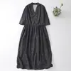 Vestido Retro de Algodón Puro con Cuello en V Estilo Bosque, Adelgazante Holgado Artístico de Manga Media Vestido de Verano 2026 de Longitud Media para Mujer