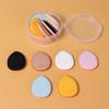 Mini borla de dedo pequeña cojín de aire corrector triángulo gota de agua algodón de azúcar esponja de maquillaje al por mayor mini borla de pulgar