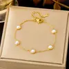 Pulsera de joyería de moda dorada ins para combinar con todo, pulsera de acero de titanio simple de lujo ligero, trébol de cuatro hojas para mujer, transfronteriza