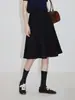 Falda Negra Súper Elegante Estilo Universitario Reductora de Edad, Falda de Línea A para Principios de Primavera, Falda Versátil Casual de Cintura Alta Adelgazante para Mujer