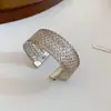 Artesanato Europeu e Americano de Alta Resistência, Pulseira Aberta Elástica Trançada em Forma de Cobra, Pulseira de Pulso Estilo Leve de Luxo e Resistente, Acessório de Mão Versátil com Design de Nicho
