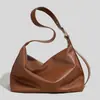 2026 Nova Bolsa Transversal de Couro Macio Estilo Coreano Feminina Grande Capacidade Versátil Toque de Luxo Bolsa de Ombro Único Moda Simples Bolsa Saco