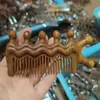 Peine de Masaje Meridianos de Sándalo Dorado Personalizado, Peine de Madera para Cuero Cabelludo y Cabeza, Peine Meridianos, Peine de Cinco Dedos para Terapia Capilar de Mujeres
