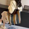 Bolso grande para mujer, nueva moda 2024, bolso de mano de lona a rayas en contraste, bolso de hombro moderno para uso diario.