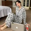 Pijama Estilo Novo Primavera e Outono 2026 para Estudantes Femininas Desenho Animado Confortável Fofo Estilo Simples Conjunto de Roupa de Casa para Meninas de Inverno