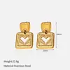 Pendientes Elegantes de Acero Inoxidable con Diseño Retro Irregular Geométrico Cuadrado Hueco Corazón de Melocotón Poker Europeos y Americanos de Nicho Venta al por Mayor