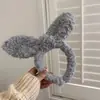 Faixa de cabeça fofa com orelhas de panda para lavar o rosto, faixa de cabeça de pelúcia de desenho animado com coroa alta para mulheres, faixa para maquiagem e lavar o cabelo, acessório de cabelo