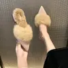 Zapatillas de Media Cabeza Esponjosas 2026 Invierno Nuevo Estilo Ropa Exterior Punta Puntiaguda Tacón Grueso Persona Perezosa Versátil Talla Grande Mocasines Zapatillas de Algodón