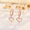 Aretes de Corazón Calado de Lujo Ligero Estilo Ins de Ensueño con Circonitas, Super Brillantes, de Aliento de Bebé, Dulces de Hada, Accesorios Diarios