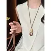 Explora Libremente~ Collar Largo con Colgante de Pez Mate para Mujer, Cadena de Clavícula de Lujo Ligero de Nicho Alta Gama Accesorio de Verano