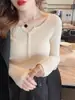 Camiseta base de punto negra para mujer, suéter de capa interior para otoño e invierno, cuello elegante, corte ajustado, top de manga larga, adecuado para usar como prenda exterior, talla única