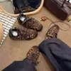 Nuevos zapatos amarillos de mujer para otoño 2026, diseño transpirable con cordones, estilo color block, versátiles, suela de goma antideslizante, base suave, efecto adelgazante, zapatillas deportivas