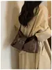 Bolso de mano retro de gran capacidad transfronterizo para mujer, nuevo de moda verano 2026, bolso de hombro cruzado casual para el día a día