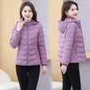 Jaqueta Feminina Curta de Algodão para Outono e Inverno, Nova Jaqueta Acolchoada de Algodão Leve Slim-Fit Quente, Jaqueta Acolchoada de Algodão Versátil da Moda para Tamanhos Grandes