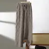 Calça Casual de Lã Pura Grossa Tricotada para Mulheres, Outono e Inverno 2025, Padrão Torcido de Diamante, Calça Longa de Perna Larga Solta e Versátil