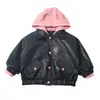 Chaqueta de cuero sintético estilo coreano para niñas, top de moda de primavera y otoño 2026 para niñas pequeñas
