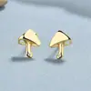 Pendientes de tuerca con diseño de hongo para mujer, plata de ley 925, diseño de personalidad de moda, sentido de diseño, pendiente de hongo para el lóbulo de la oreja, joyería de oreja de temperamento nicho