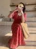 Vestido Floral Francês Inno para Mulheres Plus Size com Decote V 2026 Verão Elegante Cintura Marcada Vestido para Pausa para Chá de Férias 254842