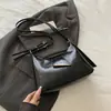 Bolsa de Hombro Nueva de Color Sólido de Moda para Mujer Verano 2025, Bolso de Hombro Simple y Elegante, Bolso de Mano, Bolso de Hombro de Alto Valor