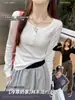 Camiseta de base feminina roupa íntima outono 2026 novo estilo slim-fit versátil manga longa camiseta outono precoce preto canelado ombro normal top