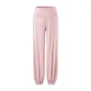 Conjunto de tres piezas para mujer en otoño: top de tirantes a rayas bicolor + camiseta de blusa holgada de manga larga con cuello en V + pantalones de campana de cintura alta