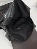 Mochila retro estilo británico con tapa abatible para pareja, adecuada para estudiantes universitarios, para llevar laptops y libros a clase, y para ir al trabajo o para viajes cortos.
