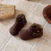 Botas Birkenstock retrô estilo coreano para meninas, nova coleção outono/inverno 2026, sapatos para bebês, botinhas, botas de couro com sola macia
