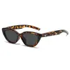 Óculos de Sol de Grau Retrô para Mulheres, Estilo Triangular Cat-Eye, Rosto Pequeno, Óculos de Sol de Armação Pequena Preta de Alta Qualidade, Proteção Solar, Estilosos para Fotos