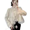 Estilo outono, patchwork de renda delicada, cardigã de botões com bolsos, chique francês, peça externa curta para mulheres petite, moda transfronteiriça