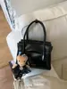 Bolso de mano Yuezi de alta gama, estilo nicho, para primavera de 2026. Bolso de hombro sencillo, elegante y práctico para el día a día.