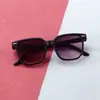 Gafas de sol infantiles con remaches moda simple Protector solar Gafas de sol con protección UV en stock Gafas de sol para niños de 3 a 12 años