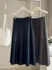 Falda midi de piel sintética de cintura alta para mujer, Nueva Colección Otoño/Invierno 2026, estilo Hepburn, estiliza la figura, buena caída, falda de cuero línea A