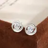 Brincos de Prata Esterlina S925 para Mulheres, Brincos Exquisitos Cravejados com Diamantes, Novo Estilo 2026, Versátil para o Dia a Dia, Estilo de Luxo Leve, Presente para Namorada