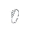 Nuevo Anillo de Plata de Ley 925 Diamante Simulado de Lujo Ligero para Mujer Temperamento Diseño Geométrico de Gama Alta Anillo de Boda Compromiso