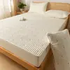 Sábana Acolchada de Fibra de Soja Antibacteriana Clase A Cubre Cama Individual Pieza Única Nuevo 2023 Protección de Colchón Cubre Cama de Verano Juego de 3 Piezas