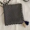 Lenço Quadrado Pequeno de Algodão e Linho 58 para Mulheres, Lenço Artístico Estilo Coreano com Bolinhas e Franjas, Lenço Paisley, Lenço de Pescoço com Toque de Luxo