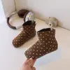 Botas Martin Femininas 2026 Nova Moda Outono Celebridade da Internet Doce Moda para Meninas Botas Curtas Antiderrapantes para Crianças Mais Velhas