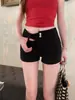 Shorts de mezclilla blancos para mujer, estilo verano, tiro alto, corte recto, ajustados, ultracortos, favorecedores para figuras petite, hot pants versátiles, talla XS