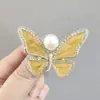 Nuevo Elegante Elegante Broche de Mariposa con Goteo de Aceite Ropa para Mujer Cárdigan Anti-deslizamiento Alfiler Fino Corsage Accesorios Yiwu