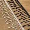 Diretamente do Fabricante: Popular Bordado de Renda com Franjas de Miçangas Feito à Mão Preto e Branco, Acabamento Resistente para Saia de Dança, Acabamento de Fita de Pérolas para Hanfu