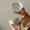 Taza maestra de cerámica pintada a mano con motivos de mariposas apiladas, nuevo juego de té kung fu estilo chino, taza de degustación de té, decoración bajo vidriado