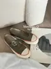 Sapatos Mary Jane de Solado Grosso Estilo Chanel Verão 2025 Novos Vazados Respiráveis Versáteis Nicho Tênis de Lona Sapatos Brancos