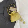 Bolsa Saco com Cordão para Mulheres 2026 Verão Novo Estilo Plissada Bolsa da Sorte Nicho Tendência Estilo Coreano Bolsa de Ombro Único Transversal para Mulheres