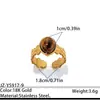 Anillo de acero inoxidable bañado en oro estilo europeo y americano con piedra ojo de tigre, una pieza de joyería lujosa y de alta gama con piedra ojo de tigre natural y acero de titanio, diseñado para ser duradero y resistente a la decoloración