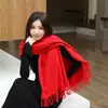 Bufanda de Lana Suave y Amigable con la Piel para Mujer, Nueva para Otoño/Invierno, Engrosada, a Cuadros, con Borlas, Atractiva, Versátil, Calentador de Cuello, para Viajes Diarios, Cálida